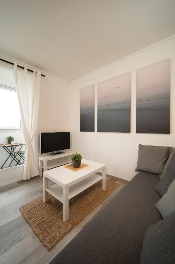 Appartement Tout Equipe Parking Balcon 2 Chambres Marselha Exterior foto